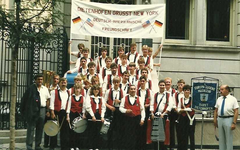 K1024 1985 Chronik Steuben Parade